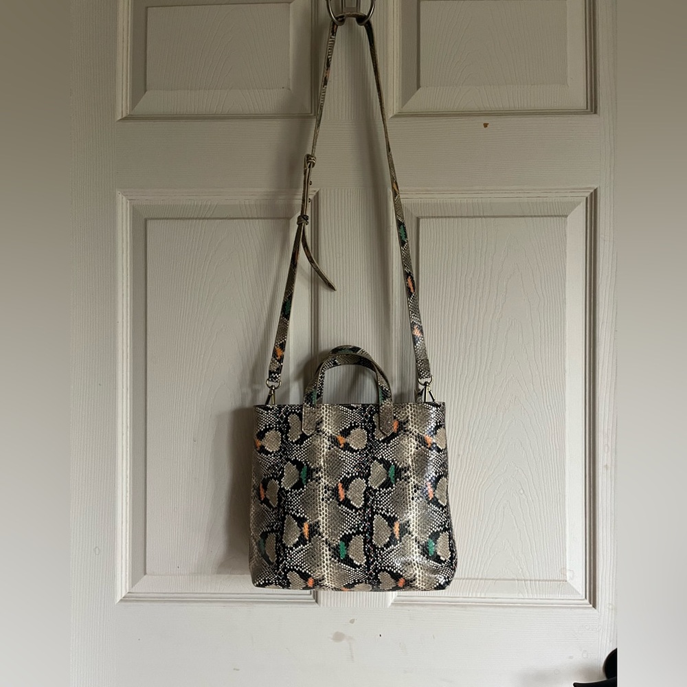 Madewell zip top sm transport snake embossed edition